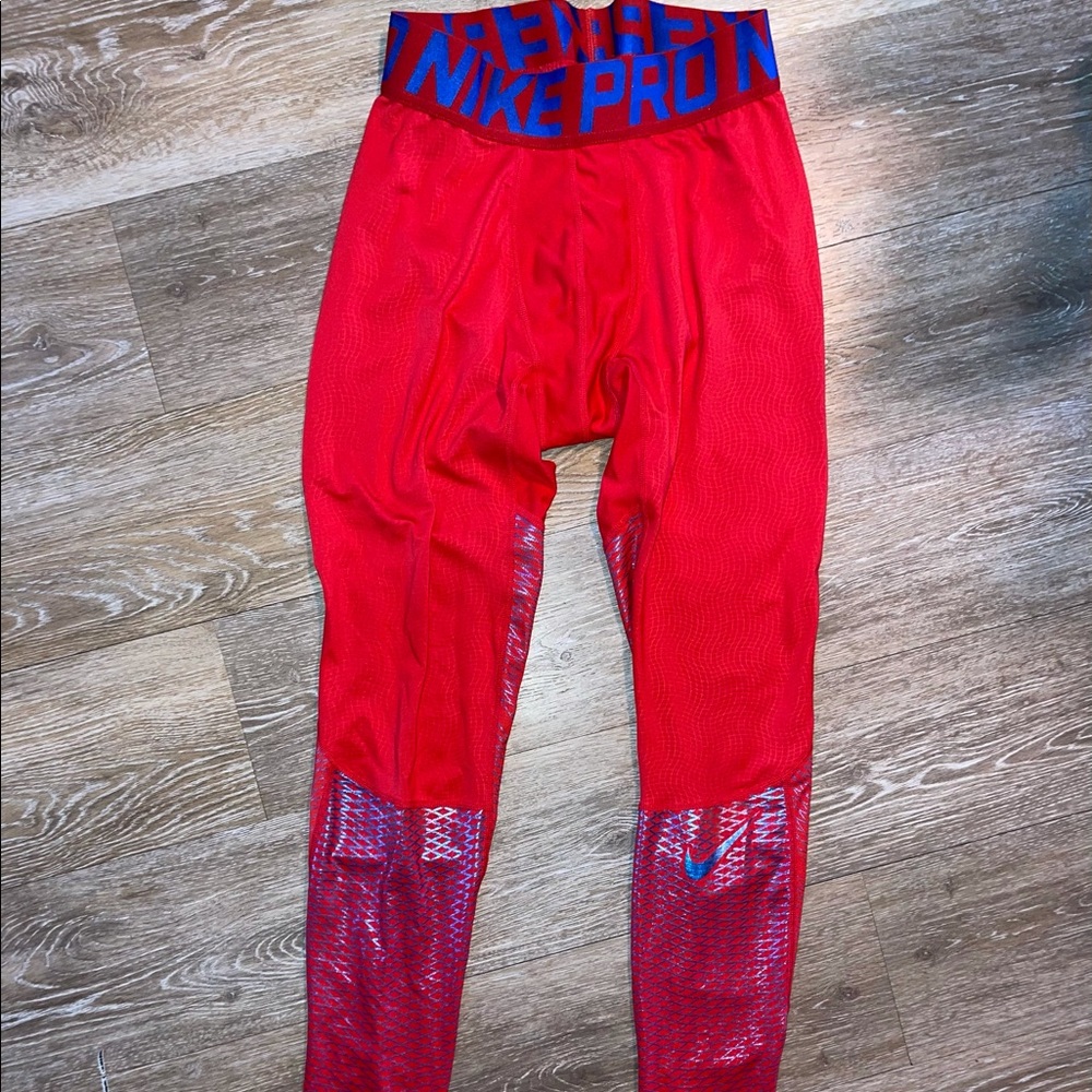 Men’s Nike pro leggings/ compression